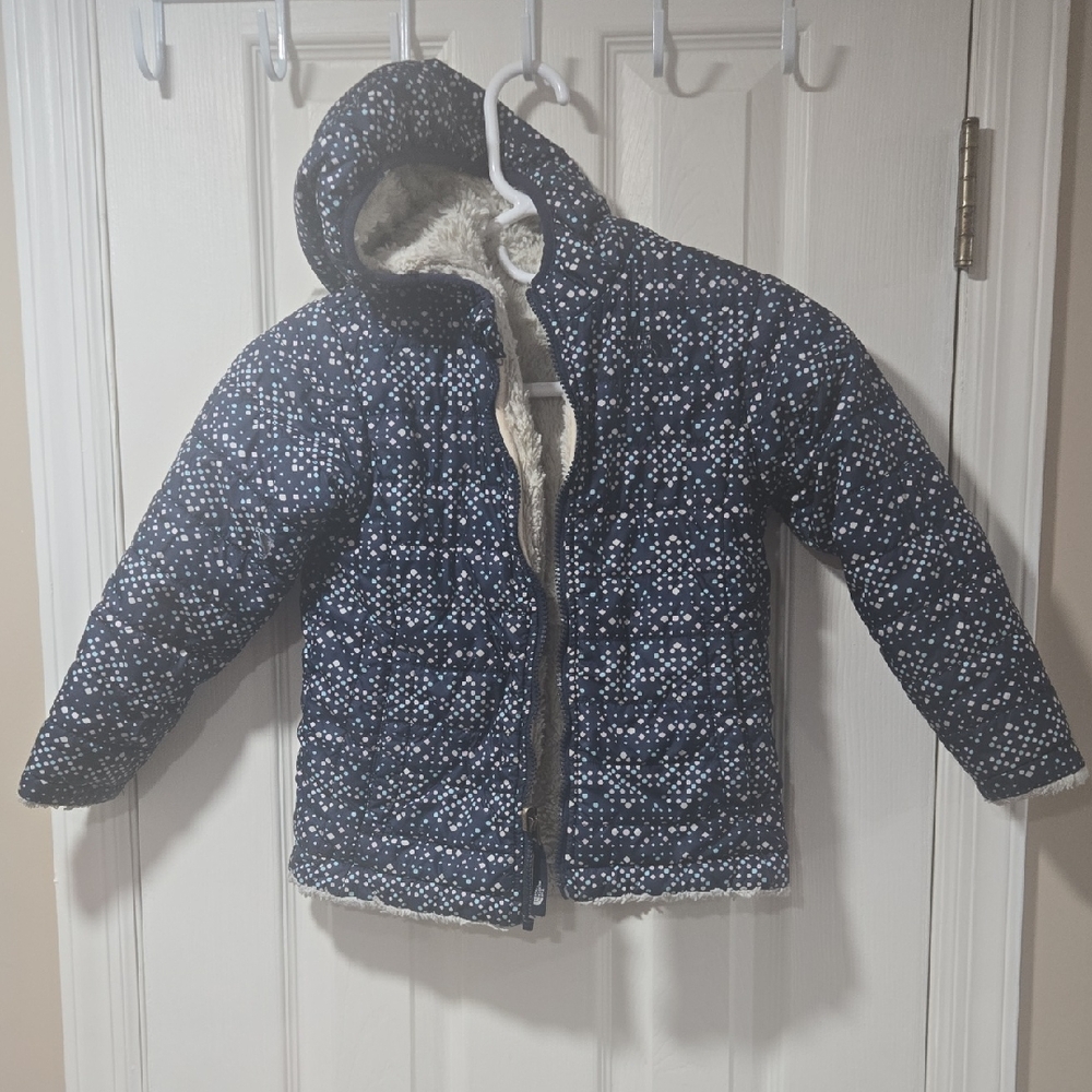 The North Face Kids Navy and White Puffer Jacket Reversable Size 5